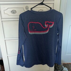 vineyard vines tee